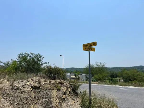 TERRENO EN VENTA EN FRACCIONAMIENTO EN ALLENDE