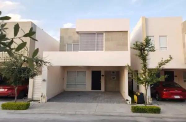 CASA EN VENTA  DREAMS LAGOONS APODACA