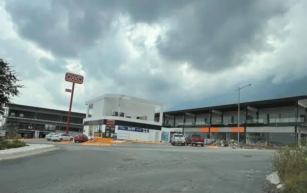 LOCALES EN RENTA DOMINIO CUMBRES
