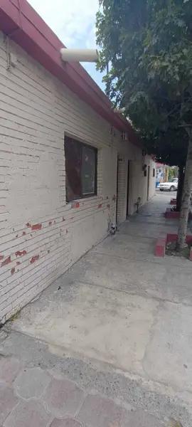 CASA EN VENTA USO DE SUELO COMERCIAL  EN COL. LA MODERNA