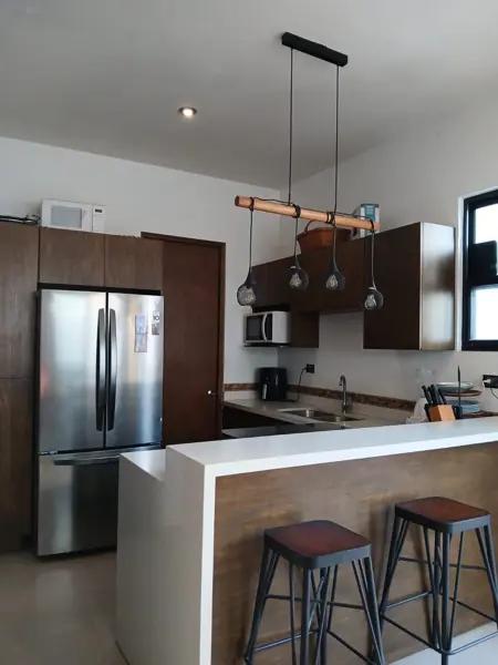 CASA EN VENTA EN PRIVADA RINCON DE SAN GERARDO .