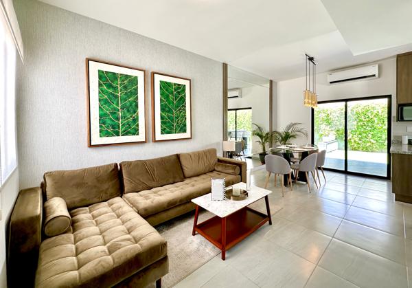 Casa Muestra en Venta en Quintas la Cima, Viñedos, Torreón Casa Muestra en Venta en Quintas la Cima, Viñedos, Torreón