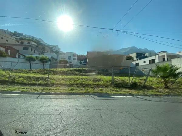 TERRENO EN VENTA EN CUMBRES 2 SECTOR TERRENO EN VENTA EN CUMBRES 2 SECTOR