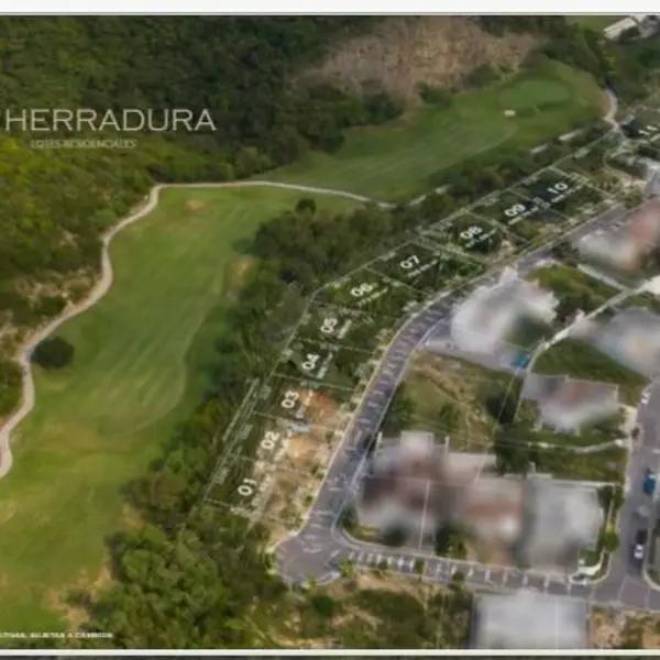 TERRENO EN VENTA EN LA HERRADURA TERRENO EN VENTA EN LA HERRADURA