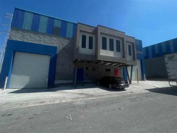 BODEGA INDUSTRIAL EN RENTA CARRETERA MONTERREY SALTILLO