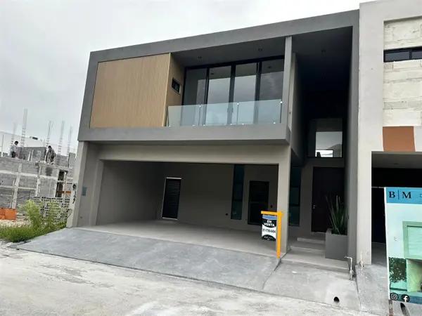 Casa en Venta en Amorada Privada Residencial, Santiago, Nuevo León Casa en Venta en Amorada Privada Residencial, Santiago, Nuevo León