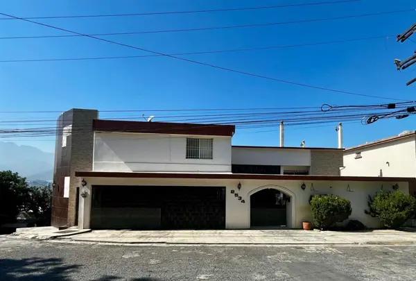 CASA EN VENTA EN CONTRY LA SILLA