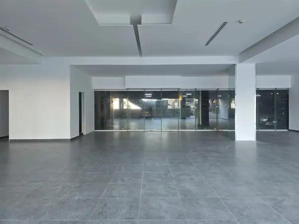 LOCAL COMERCIAL EN RENTA EN CUMBRES MTY