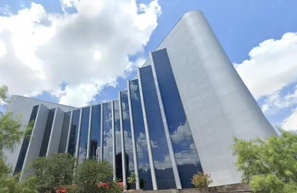 OFICINA EN RENTA EN VALLE ORIENTE