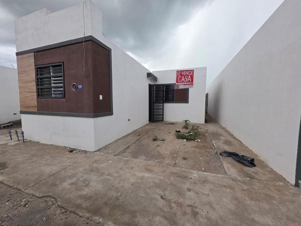Casa en venta en Colonia Antares en El Carmen Nuevo León