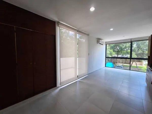 DEPARTAMENTO EN RENTA EQUIPADO Y CON TERRAZA EN PRIVADA MERIDA YUCATAN