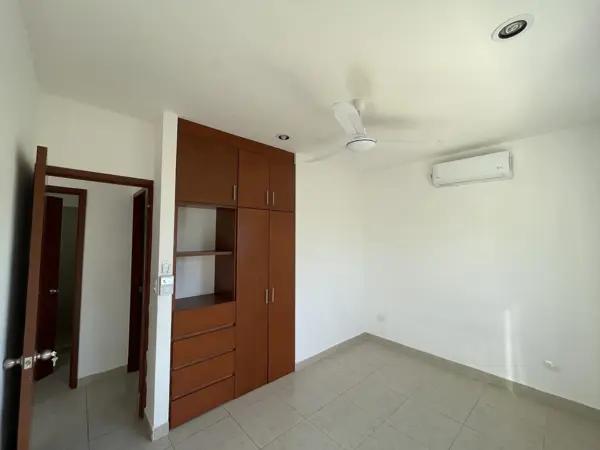 CASA EN VENTA EN MÉRIDA YUCATÁN EN LAS MARGARITAS CHOLUL CASA EN VENTA EN MÉRIDA YUCATÁN EN LAS MARGARITAS CHOLUL