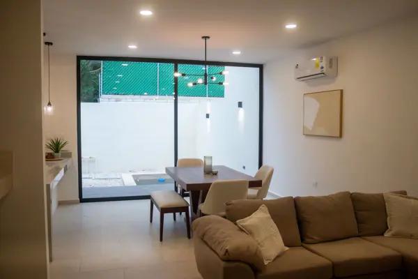 CASA TIPO TOWNHOUSE EN VENTA . DZITYA, MÉRIDA CASA TIPO TOWNHOUSE EN VENTA . DZITYA, MÉRIDA