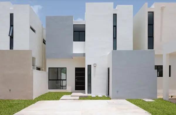 CASA EN VENTA EN MERIDA. NUEVA. PRIVADA EN CONKAL CON AMENIDADES