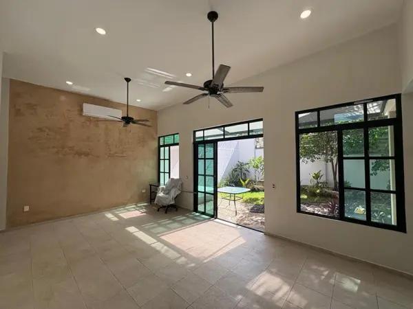 CASA EN VENTA EN CHUBURNA DE HIDALGO, MERIDA