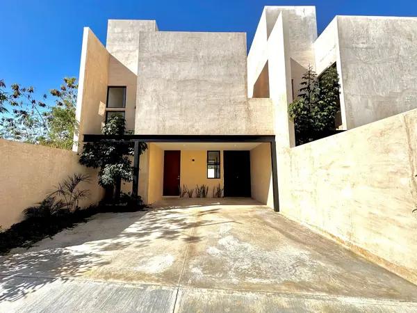 CASA EN VENTA EN MERIDA, DZITYA CON ROOF GARDEN