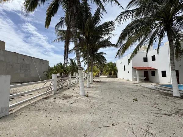 TERRENO EN VENTA EN LA PLAYA DE SAN BENITO EN SEGUNDA FILA FRONTAL