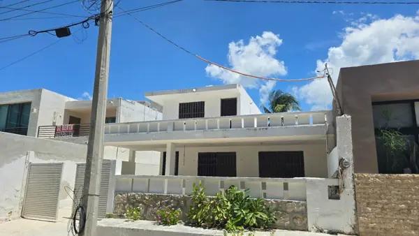 CASA EN VENTA EN CHICXULUB PUERTO