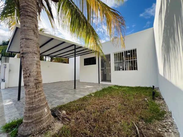 CASA EN VENTA EN MERIDA, CIUDAD CAUCEL REMODELADA