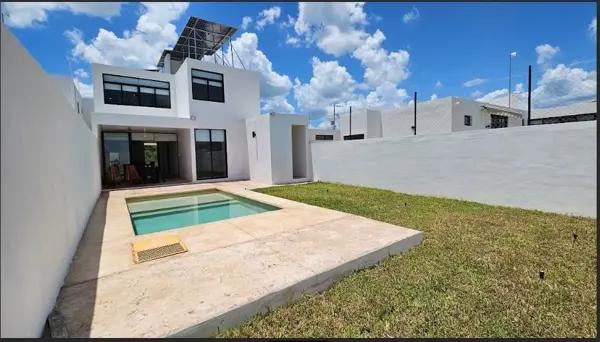 EN VENTA CASA CON PÁNELES SOLARES EN DZITYA, MÉRIDA YUCATÁN.