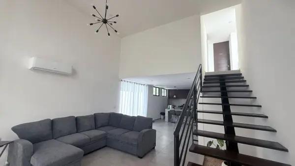 ¡Casa + terreno en Privada! Oportunidad única en Conkal, Mérida, Yucatán