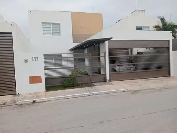 CASA DE  2 PISOS EN SAN ANTONIO HOOL, MÉRIDA, YUCATÁN
