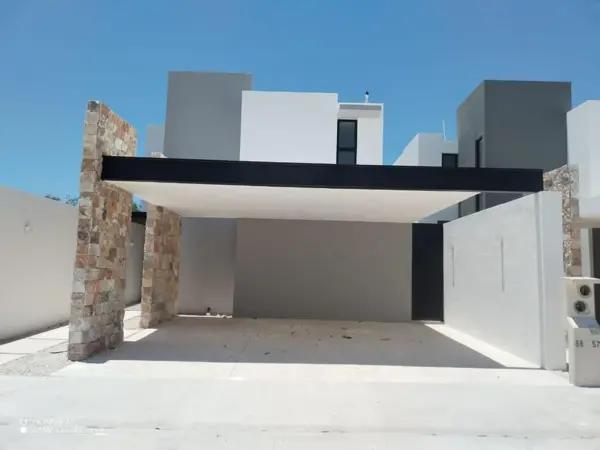 CASA EN VENTA EN MERIDA, DENTRO DE PRIVADA RESIDENCIAL CASA EN VENTA EN MERIDA, DENTRO DE PRIVADA RESIDENCIAL