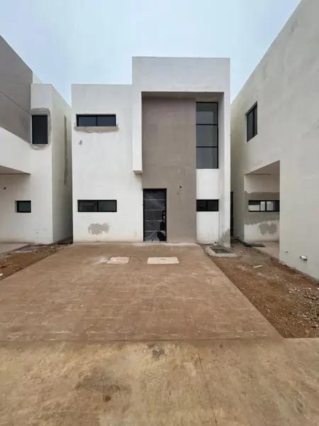 CASA EN VENTA EN MÉRIDA YUCATÁN EN TIXCACAL, CERCANO A PERIFÉRICO