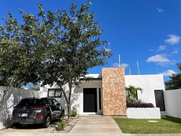 CASA EN VENTA EN MÉRIDA YUCATÁN EN PRIVADA EN CONKAL CASA EN VENTA EN MÉRIDA YUCATÁN EN PRIVADA EN CONKAL