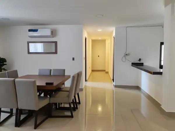 Departamento muy amplio en el centro de la ciudad de Veracruz tres recámaras