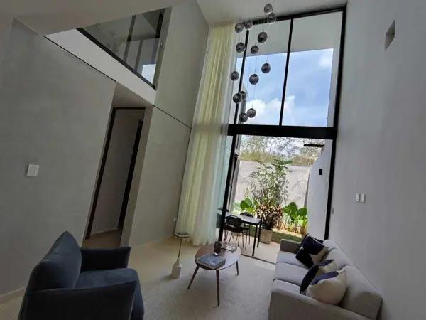 CASA EN VENTA EN MERIDA, CHOLUL, CERCA DE LA PLAYA