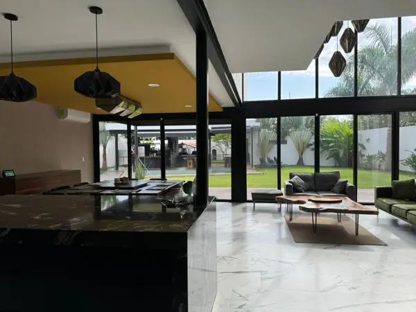CASA EN VENTA EN MERIDA EN ESQUINA, SAN DIEGO CUTZ CASA EN VENTA EN MERIDA EN ESQUINA, SAN DIEGO CUTZ