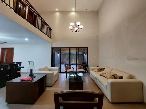 CASA EN VENTA CON ALBERCA EN PEDREGALES DE TANLUM, GARCIA GINERES, MERIDA YUC CASA EN VENTA CON ALBERCA EN PEDREGALES DE TANLUM, GARCIA GINERES, MERIDA YUC