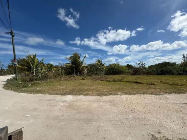 SE VENDE TERRENO COMERCIAL EN ESQUINA CHICXULUB PUERTO SE VENDE TERRENO COMERCIAL EN ESQUINA CHICXULUB PUERTO