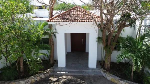 CASA EN VENTA DE UN PISO EN RESIDENCIAL DEL MAYAB, TEMOZON NORTE MERIDA