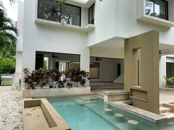 CASA EN VENTA EN MÉRIDA YUCATÁN EN YUCATÁN COUNTRY CLUB CASA EN VENTA EN MÉRIDA YUCATÁN EN YUCATÁN COUNTRY CLUB