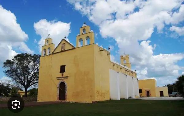 TERRENO EN VENTA CON SERVICIOS SANTA RITA CHOLUL MERIDA YUCATÁN