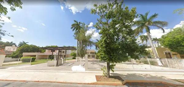 CASA EN RENTA EN MÉRIDA YUCATÁN EN LA AVENIDA COLÓN A METROS DE PASEO DE MONTEJO