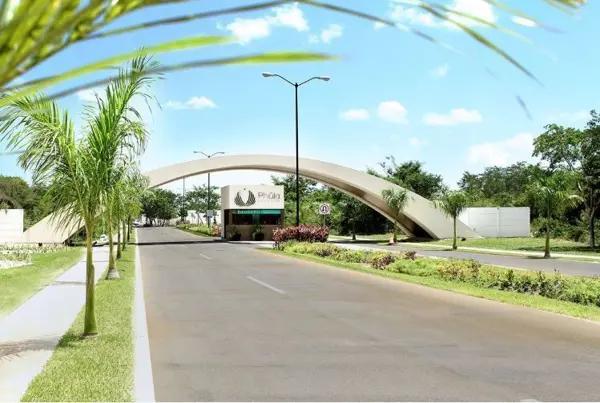TERRENOS EN VENTA EN PRIVADA AL NORTE DE MERIDA. PHULA LOTE T1