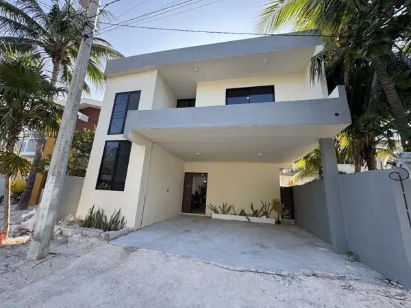 CASA EN VENTA A UNA CALLE DEL MAR EN CHICXULUB PUERTO CASA EN VENTA A UNA CALLE DEL MAR EN CHICXULUB PUERTO