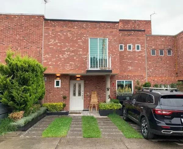 CASA A LA VENTA EN HACIENDA EL DERRAMADERO CUAUTITLÁN IZCALLI YQH