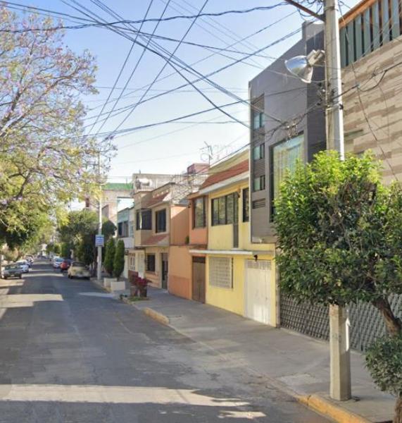 CASA EN VENTA OTE 148 VENUSTIANO CARRANZA MOCTEZUMA 1RA SECC. CDMX