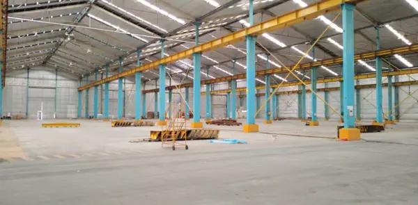Bodegas en Renta  DE INDUSTRIA PESADA CON GRUAS