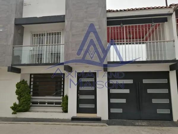 Casa En Venta En Santa Maria Nativitas, Calimaya, Estado De Mexico. 193 m² JX71