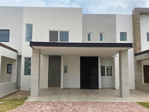 CASA EN VENTA, ALTOZANO LA NUEVA LAGUNA