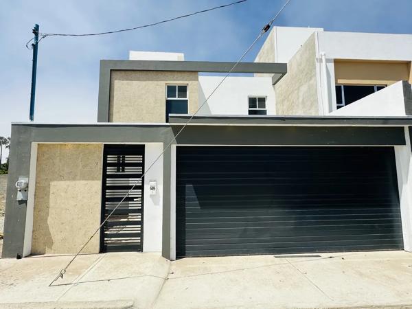 CASA EN VENTA CON VISTA AL MAR
