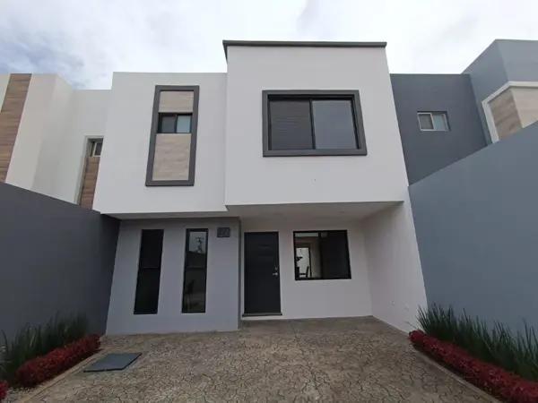 Estrena casa en San Francisco Acatepec