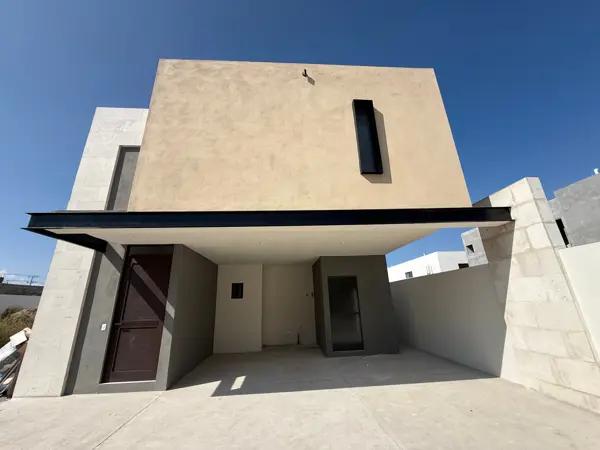 CASA EN VENTA EN VISTA HERMOSA AL ORIENTE DE SALTILLO CASA EN VENTA EN VISTA HERMOSA AL ORIENTE DE SALTILLO