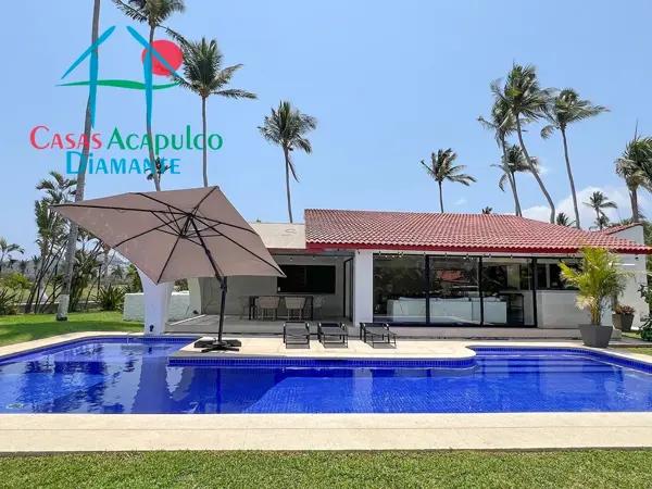Casa De Lujo Con 5 Recámaras Y Alberca Privada