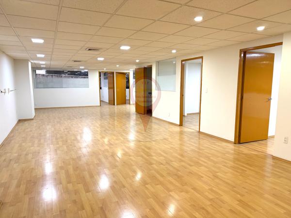 Renta de Oficina de 167m2 en Bosque de las Lomas, Ciudad de México Renta de Oficina de 167m2 en Bosque de las Lomas, Ciudad de México